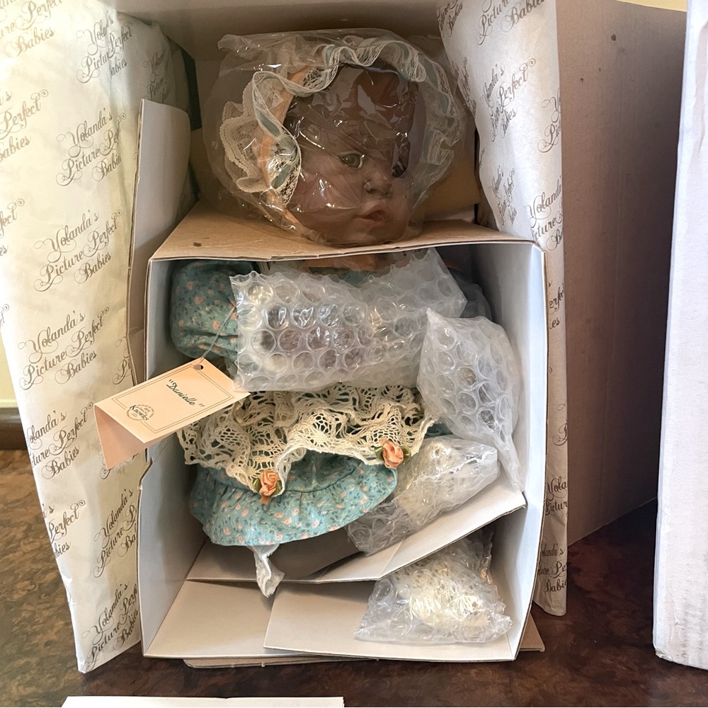 “DANIELLE” YOLANDA’S PLAYTIME BABIES PORCELAIN DOLL